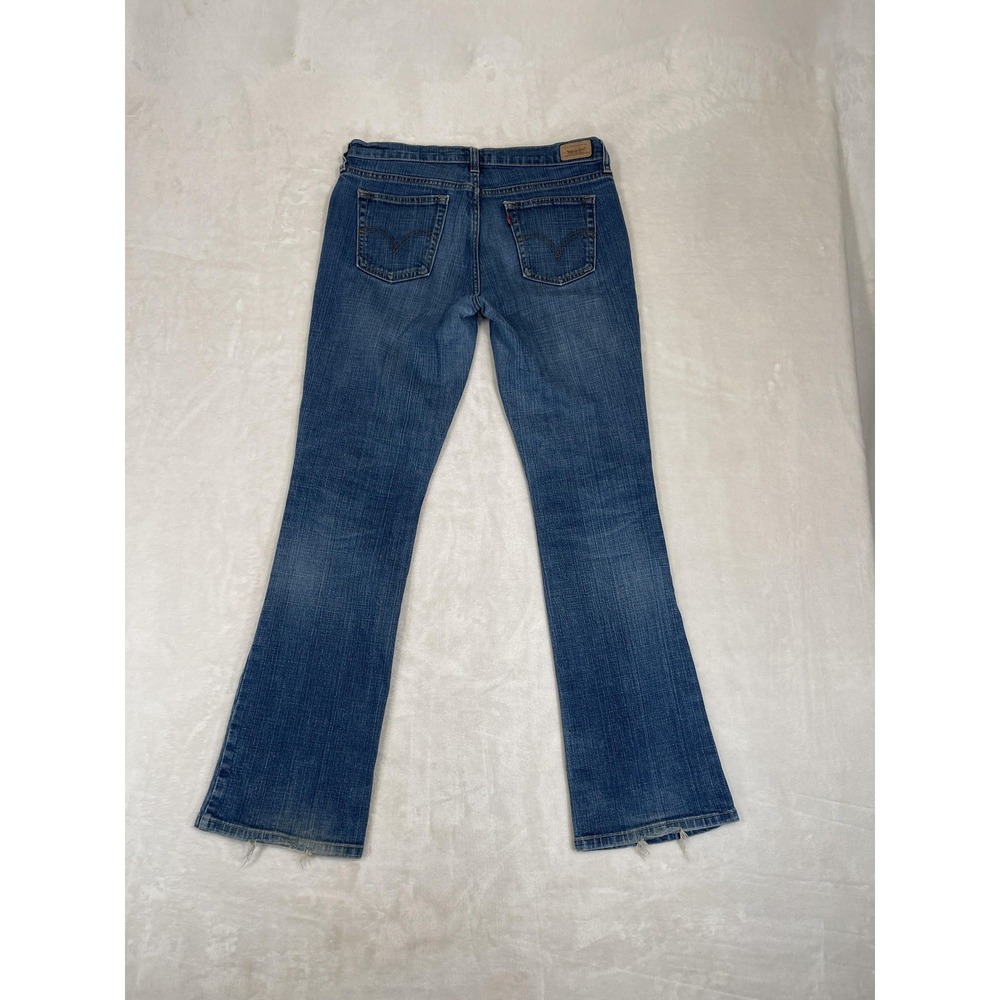 Levis 515 Jeans Womens 8 Blue Boot‎ Cut Stretch Denim Distressed Raw Hem Classic - Picture 2 of 14
